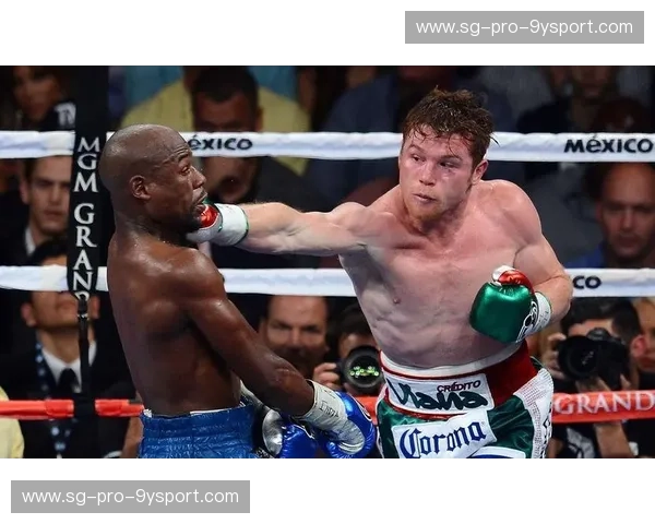 所谓伟大:当“钱王”梅威瑟在拉斯维加斯,给年轻的阿瓦雷兹上了一堂天价课